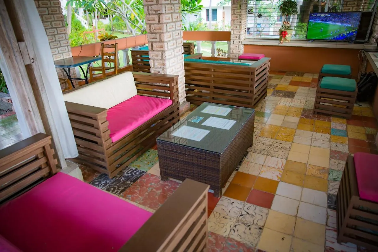 Hotel Restaurant Cyvadier Plage Jacmel