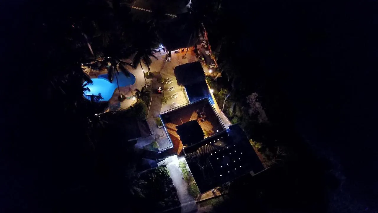 Hotel Restaurant Cyvadier Plage Jacmel 3*,